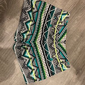 New York & Company Aztec print shorts!